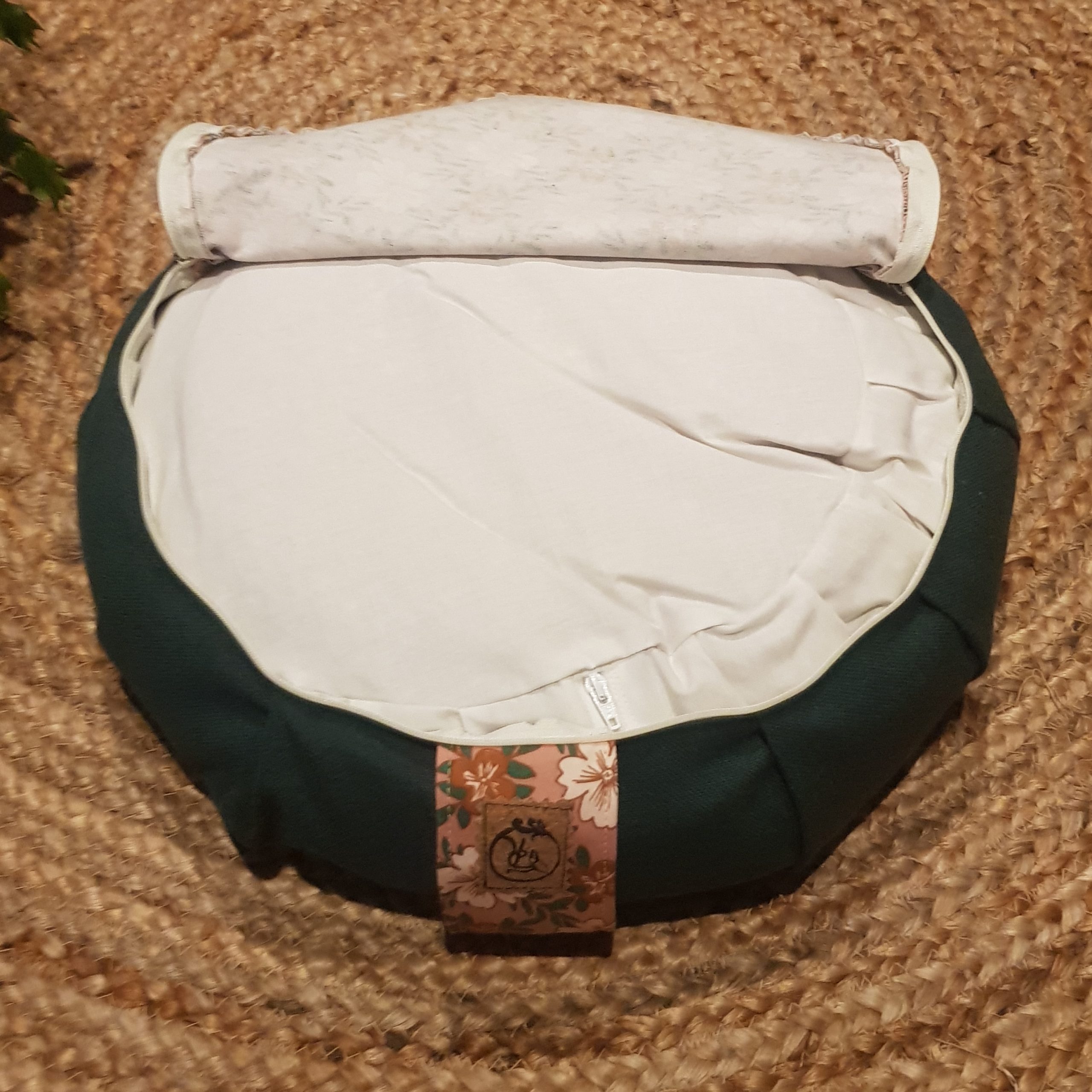 Zafu Brown – Image 3